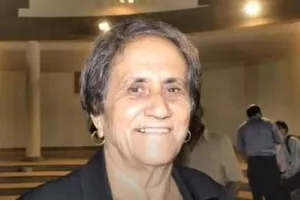 Είπα σου χτενίστου λλίο