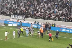 Ο χαμός στο γκολ του Ουάρντα σε βίντεο! (καρέ-καρέ)