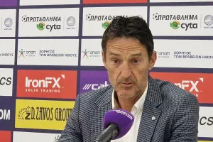Γιανέφσκι: "Περήφανος για τους παίκτες μου"