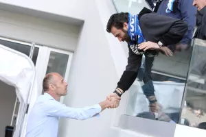 Ο Μπογκντάν με Σταύρο