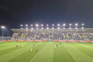 3527/Košická futbalová aréna