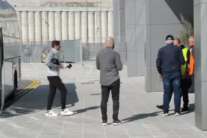 Βίντεο/Φωτορεπορτάζ από την άφιξη της ΑΕΛ