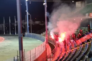 Με πυρσούς! (βίντεο)