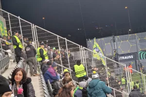 (Φωτορεπορτάζ) Οι ΑΕΚτζήδες στη Košická futbalová aréna 