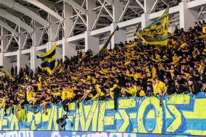 Παίζει... μπάλα και η Θύρα 3!