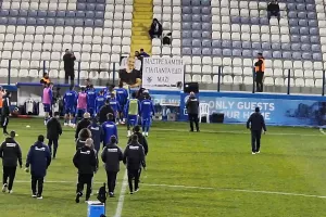 Λουλούδια για τον Χαμπή... (φώτος)