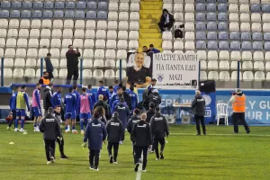 Λουλούδια για τον Χαμπή... (φώτος)