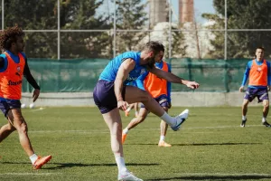Φουλάρει για ΑΕΚ ο Απόλλωνας 