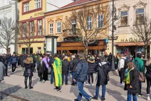 Ανεβαίνουν τα ντεσιμπέλ στο Κόσιτσε από τους AEKτζήδες (βίντεο/φώτος kerkida)