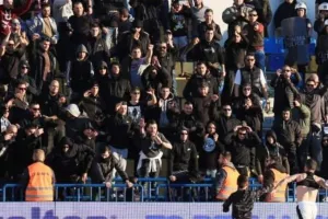 "Κόκκινο" από ΠΑΣ στους φίλους του ΠΑΟΚ