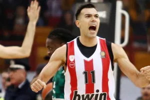 Με Σλούκα στην Κρήτη ο Ολυμπιακός