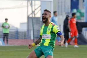 ΔΕΝ του χαρίστηκε κανένας