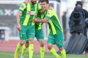 Καρμιώτισσα - ΑΕΚ: Κιτρινοπράσινο... πέρασμα στη Λεμεσό με τριάρα! (φώτος)