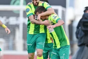 Καρμιώτισσα - ΑΕΚ: Κιτρινοπράσινο... πέρασμα στη Λεμεσό με τριάρα! (φώτος)