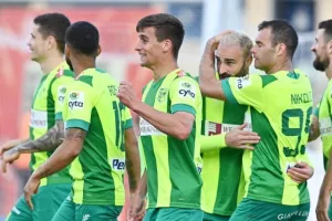 Καρμιώτισσα - ΑΕΚ: Κιτρινοπράσινο... πέρασμα στη Λεμεσό με τριάρα! (φώτος)