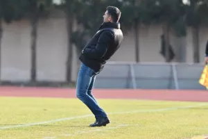 ΕΝΠ - ΑΠΟΕΛ: Αγχώθηκε αλλά... πέρασε με Μπεν και Μακέντα! (φώτος)