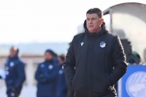 ΕΝΠ - ΑΠΟΕΛ: Αγχώθηκε αλλά... πέρασε με Μπεν και Μακέντα! (φώτος)