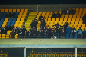 Ήθελαν τρεις...