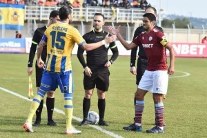 ΕΝΠ - ΑΠΟΕΛ: Αγχώθηκε αλλά... πέρασε με Μπεν και Μακέντα! (φώτος)