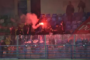 Με πυρσούς! (βίντεο)