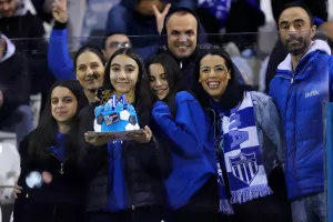 Έσβησε κεράκια στο "Αντώνης Παπαδόπουλος" (φώτος)