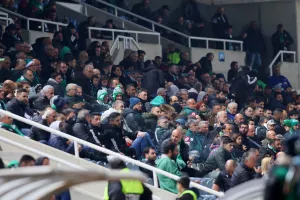 Ομονοιάτες...