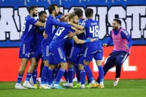 Ανόρθωση - Ομόνοια: Πάρτι γενεθλίων με υπογραφή Samuel Mráz! (φώτος)