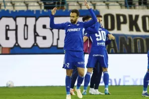 Ανόρθωση - Ομόνοια: Πάρτι γενεθλίων με υπογραφή Samuel Mráz! (φώτος)