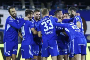 Ανόρθωση: Για να έχει νόημα, "διπλό" στο "Αμμόχωστος"