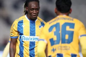 Ομόνοια - ΑΠΟΕΛ: Πήρε (ξανά) το αιώνιο και ανέβηκε κορυφή! (φώτος)