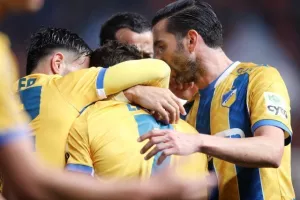Ομόνοια - ΑΠΟΕΛ: Πήρε (ξανά) το αιώνιο και ανέβηκε κορυφή! (φώτος)