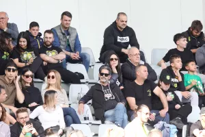 (Φωτορεπορτάζ) Ο κόσμος στο Απόλλων - ΑΕΚ