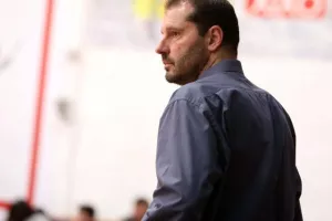 Με 30άρα... ο Κεραυνός την Ομόνοια (Φώτος)