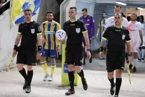 ΑΠΟΕΛ - Δόξα: Έχασε την ευκαιρία να ανέβει κορυφή... (φώτος)