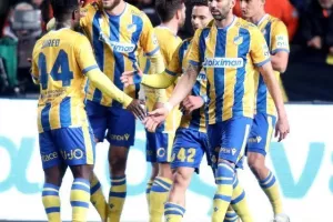 ΑΠΟΕΛ - Δόξα: Έχασε την ευκαιρία να ανέβει κορυφή... (φώτος)