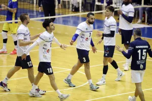 ΑΠΟΕΛ - Παφιακός: Ανατροπή και... σπουδαίο διπλό (φώτος)