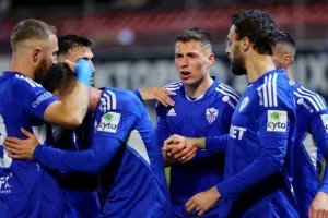 Νέα Σαλαμίνα - Ανόρθωση: Με Μραζ πήρε το ντέρμπι και έβαλε στοπ στο σερί! (φώτος)