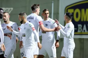 Δόξα - Πάφος: Ξεκούραστη τεσσάρα και βλέπει... τετράδα! (Φώτος)