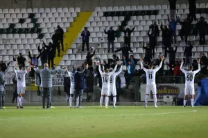Δόξα - Πάφος: Ξεκούραστη τεσσάρα και βλέπει... τετράδα! (Φώτος)