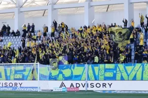 ΑΕΛ - ΑΕΚ: Της έσπασε το σερί και έμεινε... ζωντανή για εξάδα! (Φώτος)
