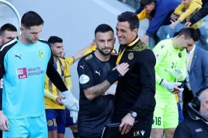 ΑΕΛ - ΑΕΚ: Της έσπασε το σερί και έμεινε... ζωντανή για εξάδα! (Φώτος)