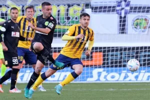 ΑΕΛ - ΑΕΚ: Της έσπασε το σερί και έμεινε... ζωντανή για εξάδα! (Φώτος)