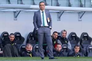 ΑΕΛ - ΑΕΚ: Της έσπασε το σερί και έμεινε... ζωντανή για εξάδα! (Φώτος)