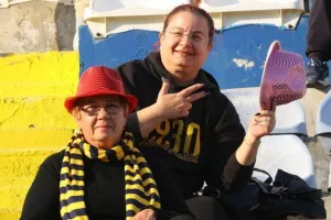 ΑΕΛίστες σε ρυθμούς καρναβαλιού! (φωτος)