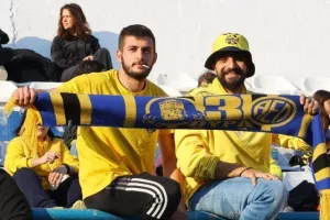 ΑΕΛίστες σε ρυθμούς καρναβαλιού! (φωτος)