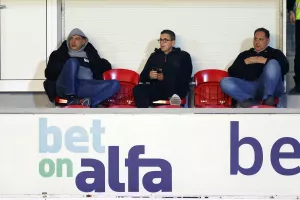 Στο... προεδρικό box και το -6