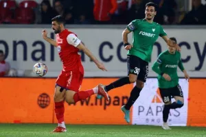Νέα Σαλαμίνα-Ολυμπιακός: Συμβιβασμός με 4 γκολ! (φώτος)