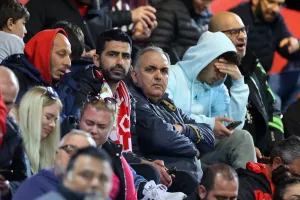 Ο κόσμος στο Νέα Σαλαμίνα-Ολυμπιακός (φωτορεπορτάζ)