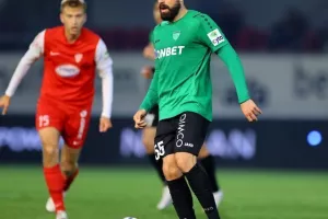 Νέα Σαλαμίνα-Ολυμπιακός: Συμβιβασμός με 4 γκολ! (φώτος)
