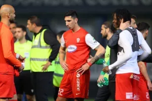 Νέα Σαλαμίνα-Ολυμπιακός: Συμβιβασμός με 4 γκολ! (φώτος)